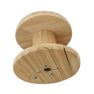 Tomme kabeltromler av tre