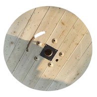 Kabeltromler av tre for ståltau